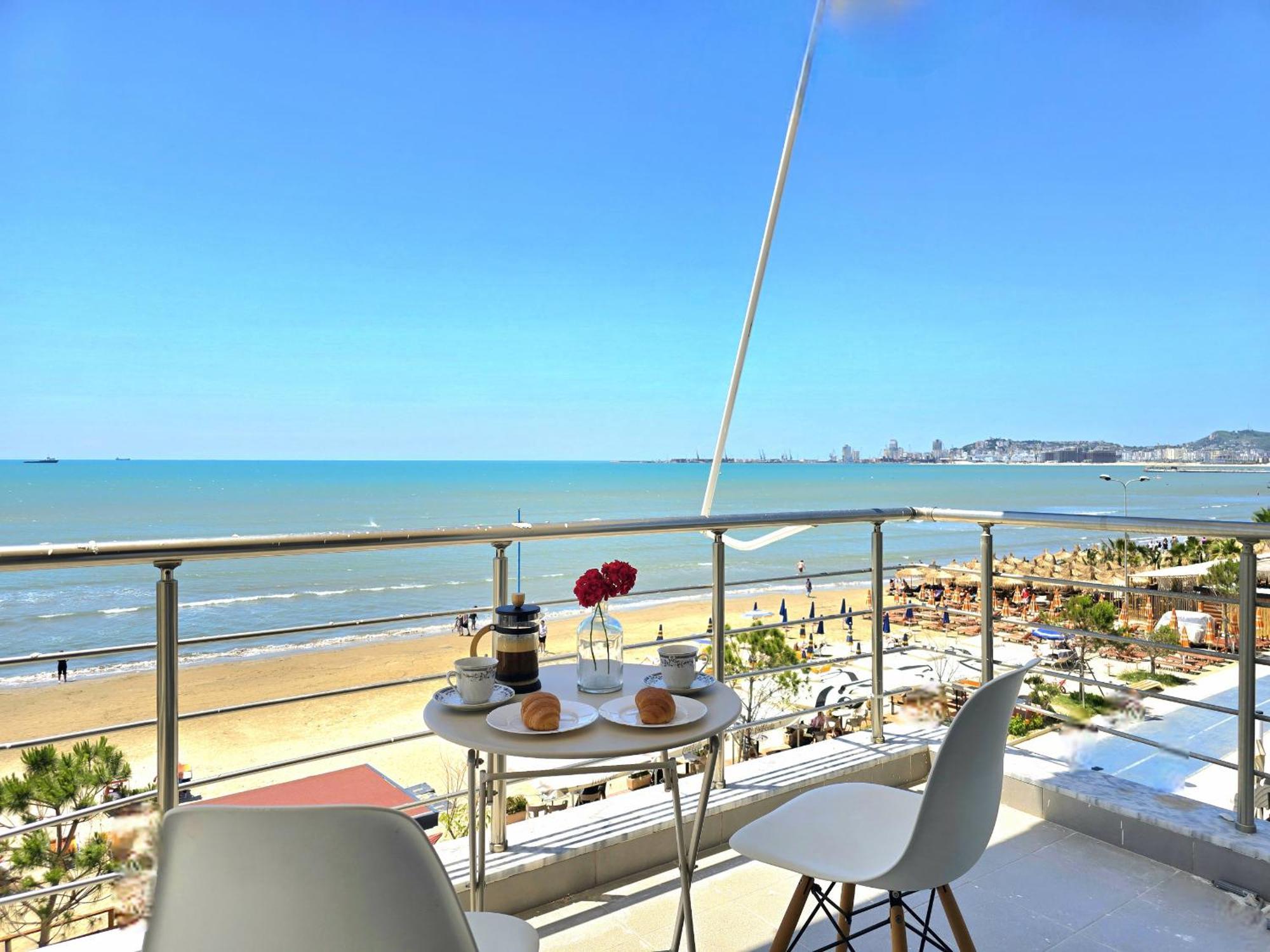 Sea View Apartments In Durrës Exteriör bild